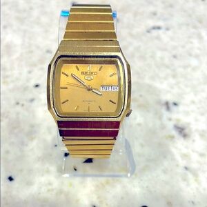 Seiko TV Dial Gold Tone Stainless Automatic Watch